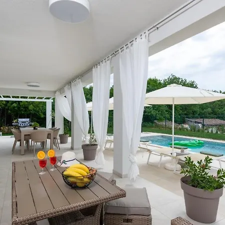 Oliveti By Gæstehus Frata