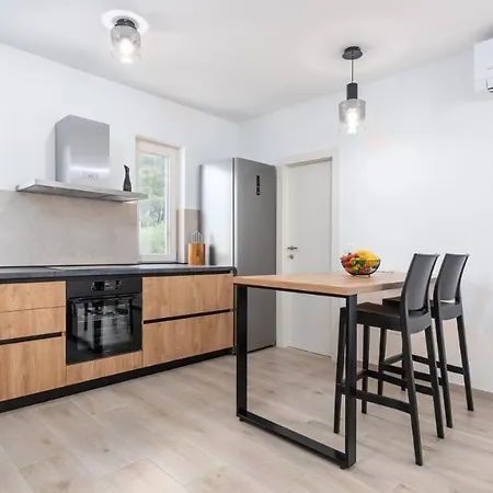 Oliveti By Πανσιόν