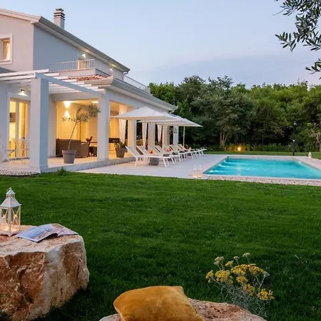 Gæstehus Oliveti By Frata