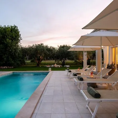 Πανσιόν Oliveti By