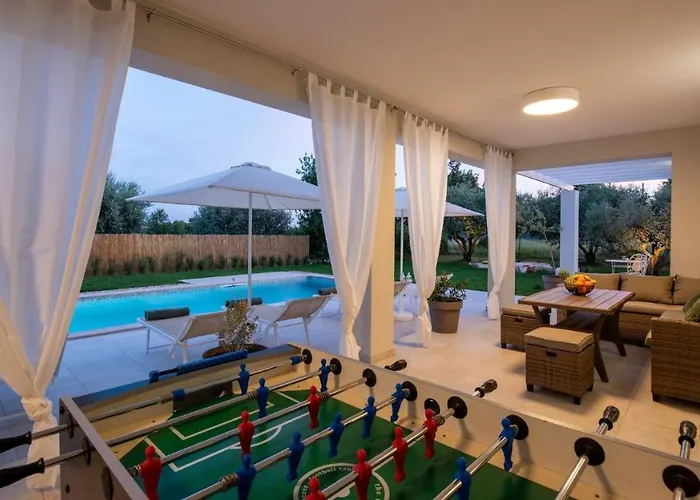 Oliveti By 4* Frata