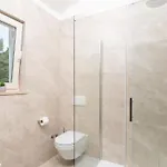 Oliveti By 4*
