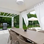 Oliveti By 4*