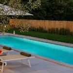 Oliveti By 4*