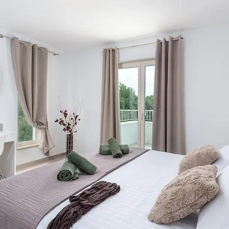 Konukevi Oliveti By Frata