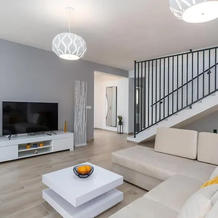 Konukevi Oliveti By Frata