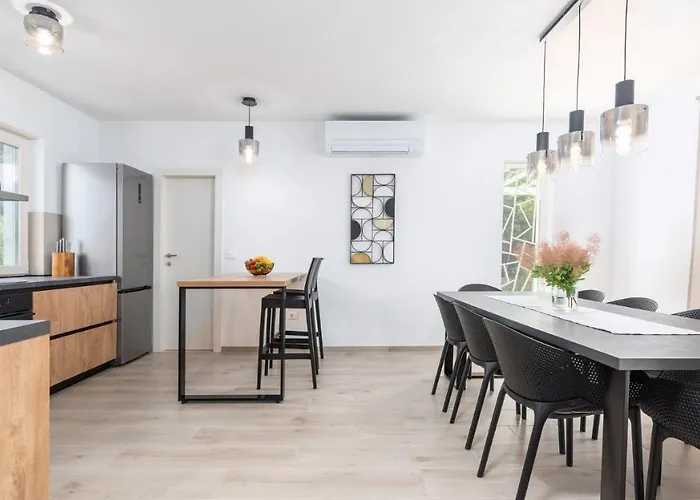 Oliveti By Gasthuis 4*