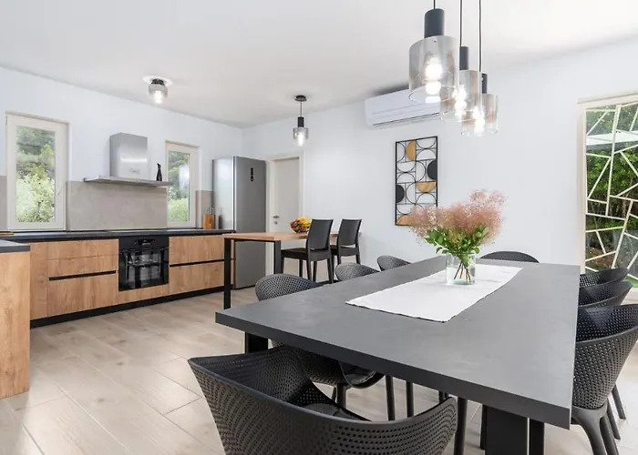 Gasthuis Oliveti By Frata